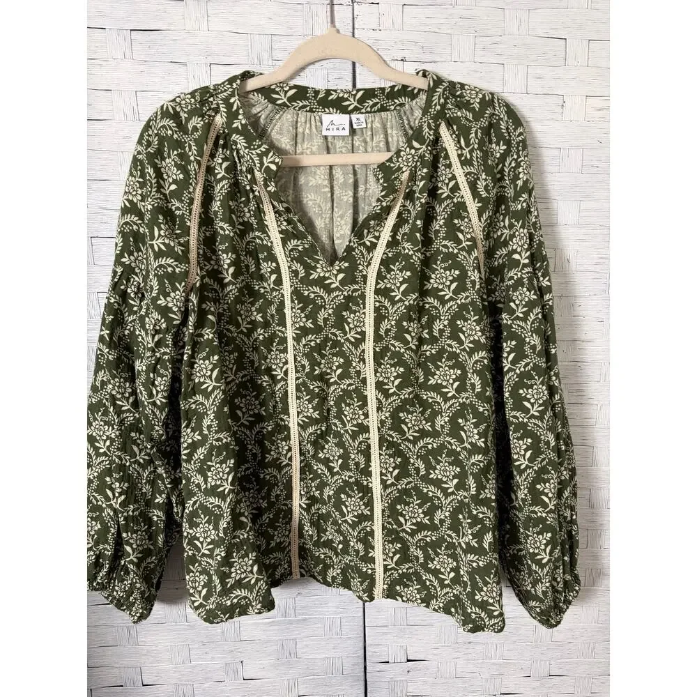Mire women’s blouse flowy Bohemian green feminine lace bohemian festival hippie